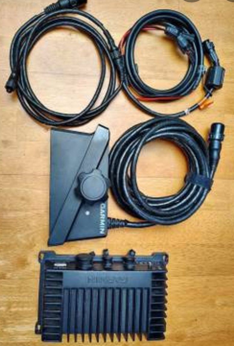 Garmin livescope LVS34 (like new)