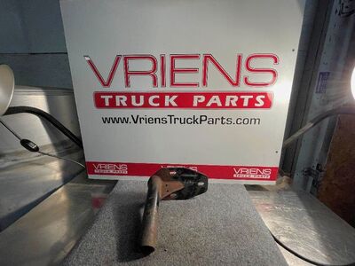 Freightliner Right Front Bumper Bracket