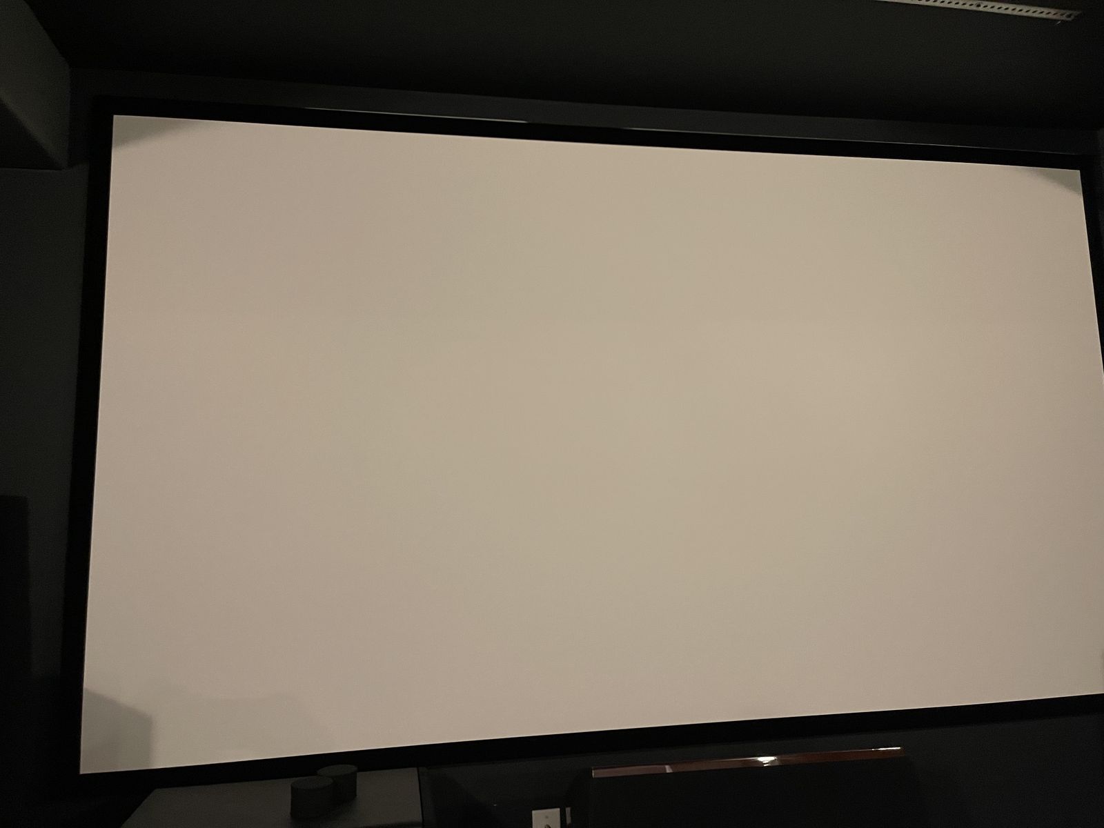 Projector Screen - 135"