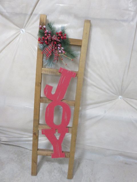 WOODEN "JOY" CHRISTMAS LADDER DECORATION