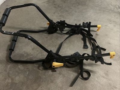 Black Trunk Mount Bicycle Rack with Straps