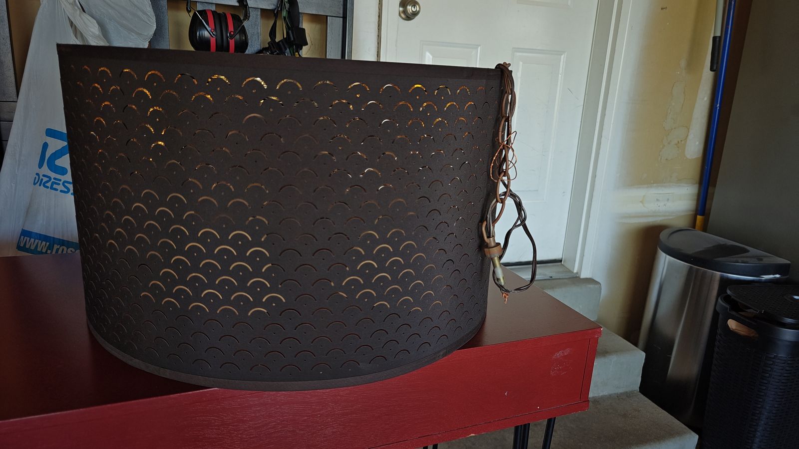 Hanging 5 light fixture with modern cover