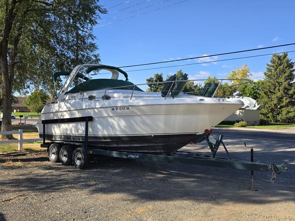 2000 SeaRay Sundancer 270 With twin 210 HP V6 M/C