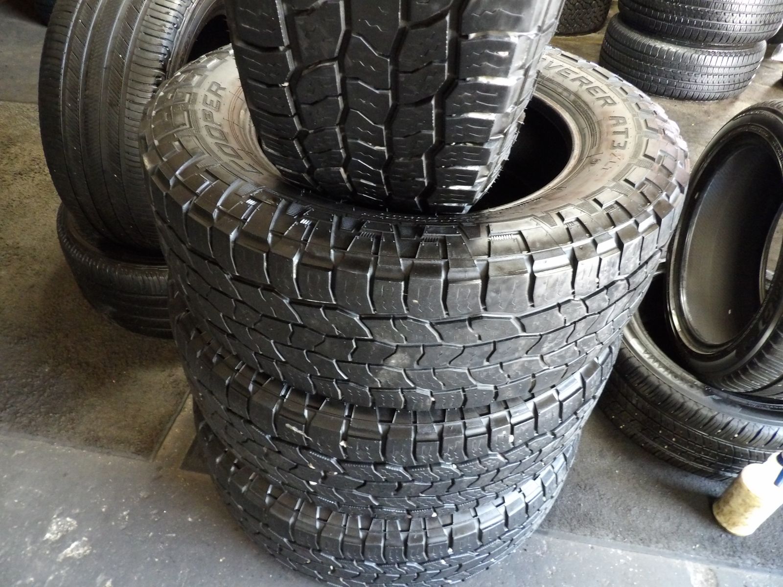 275/65R20 COOPENR DISCOVERED AT3 XLT SET OF USED TIRES 