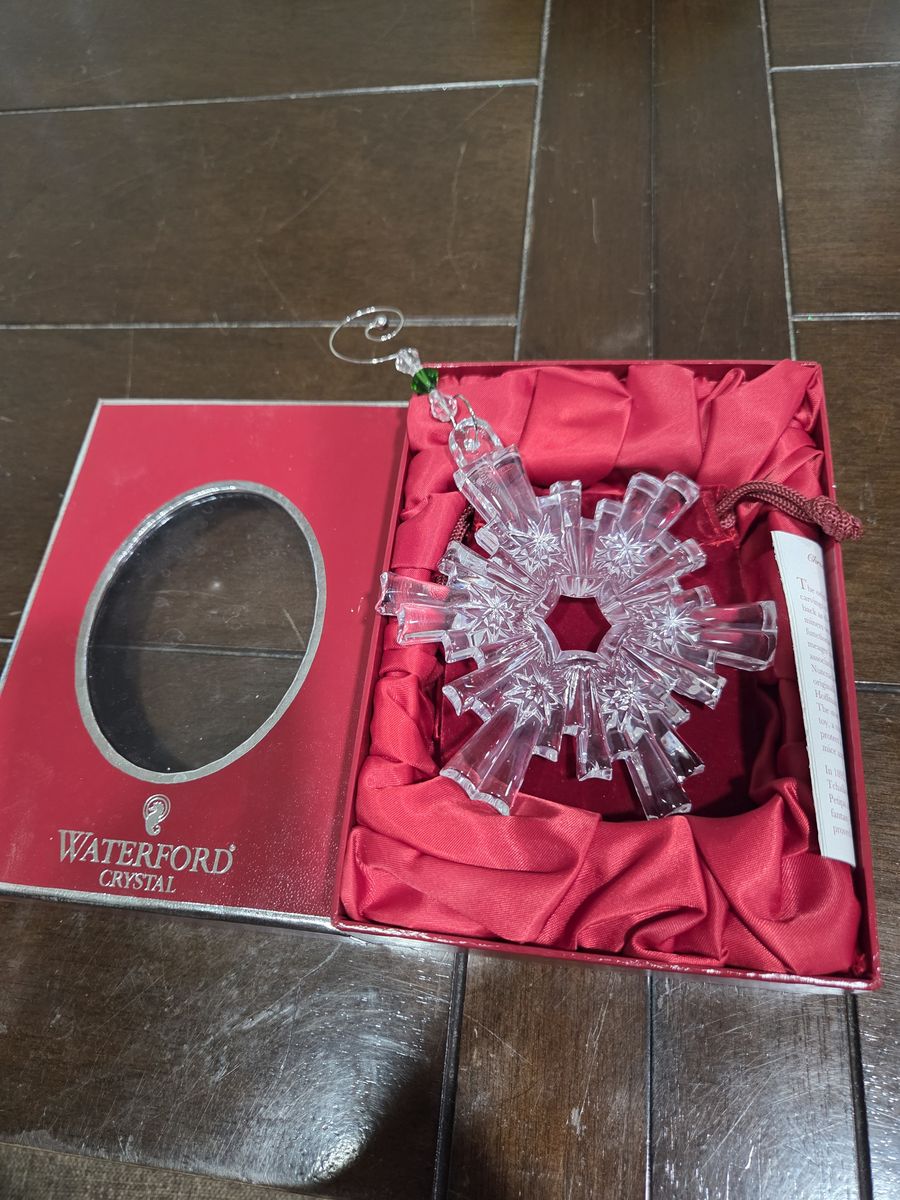 Waterford Crystal 2009 Snow Crystal Ornament – New in Box