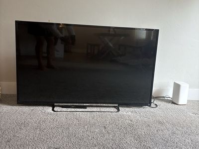 Sony Bravia 50” Smart TV with Remote