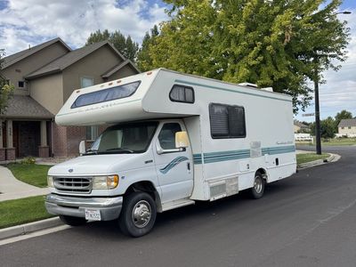 Camper trailer