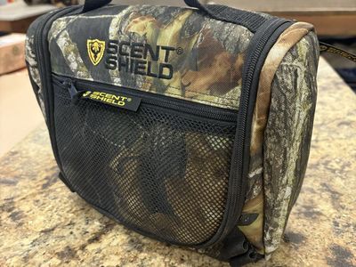 Hunting human scent shield/control