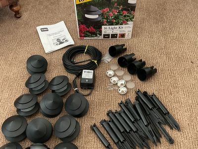 (NEW) Toro Style 16 Low Voltage Outdoor Lighting Kit