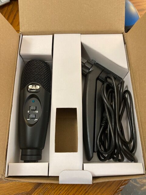 CAD Audio U37 USB microphone - mint condition