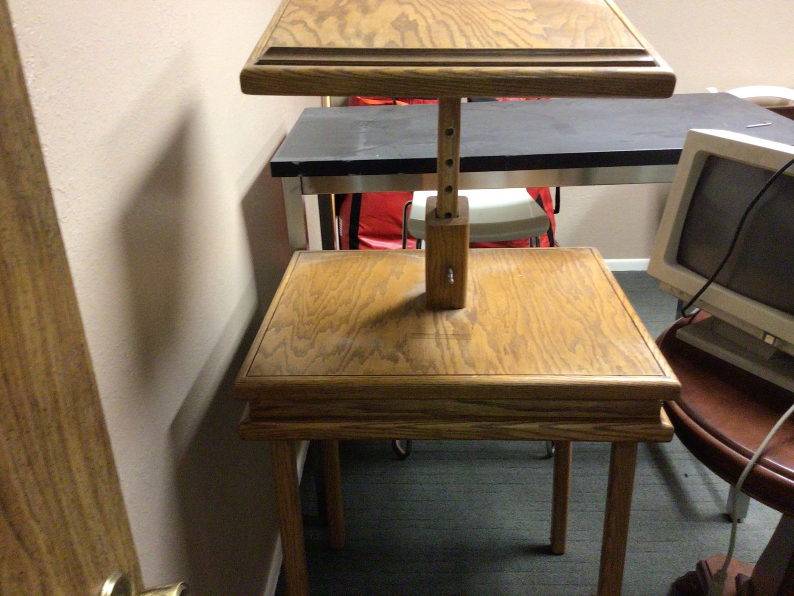 Speaker podium