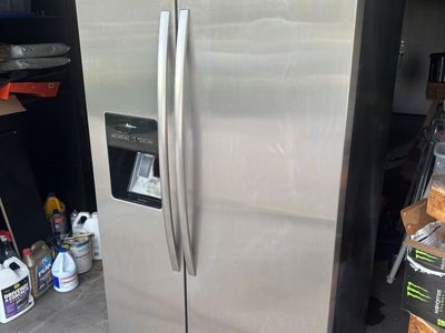 Amana Stainless Steel Dual Door Refrigerator Freezer Ice Maker Front Water and Ice Dispenser