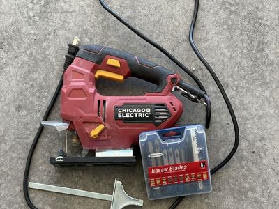 Chicago electric jig saw