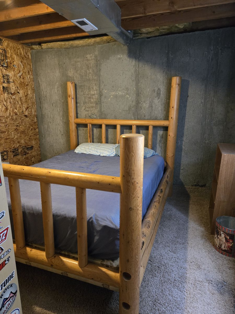 Queen Log Bed