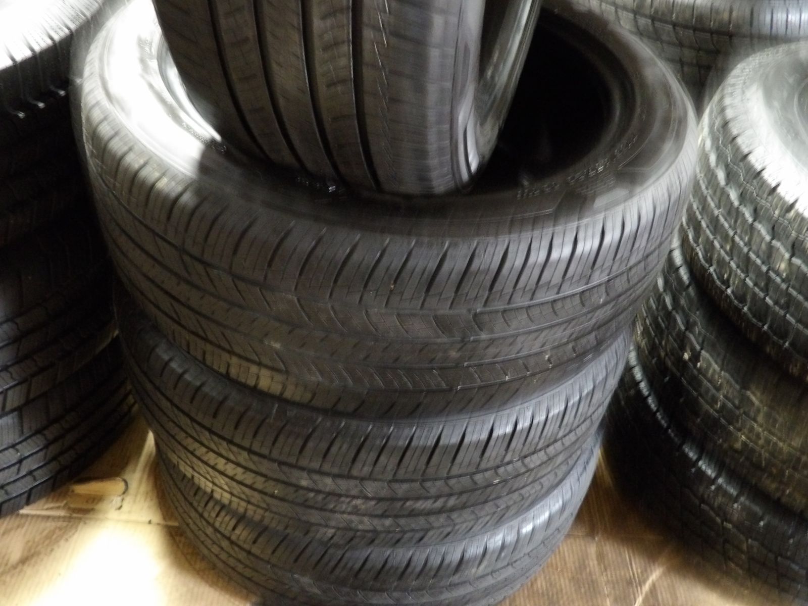 255/45R20 NEXEN ROADIAN GTX SET OF USED TIRES