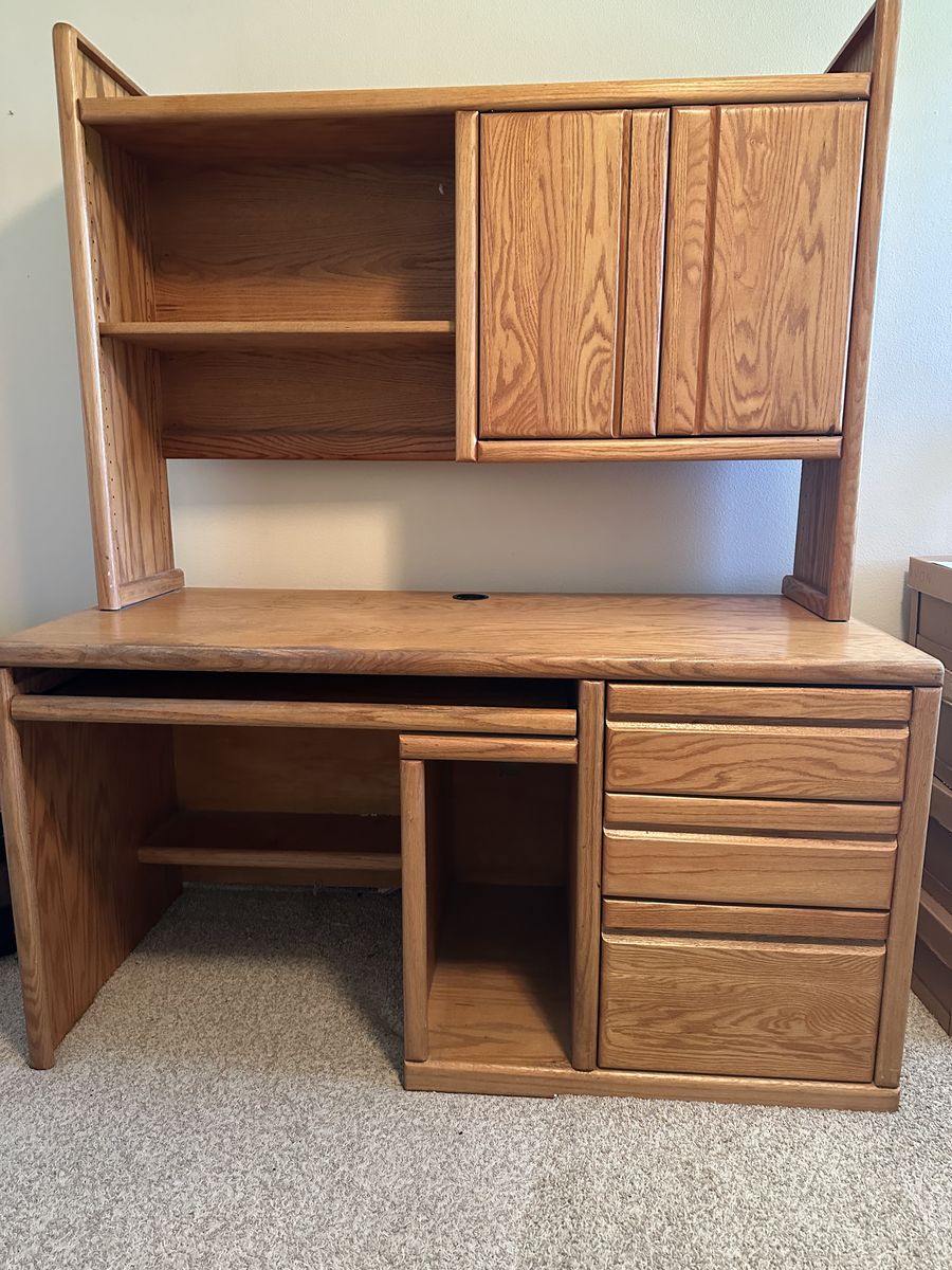 Solid Oak Wood Computer Desk with Upper Hutch, Keyboard Tray and Storage Drawers