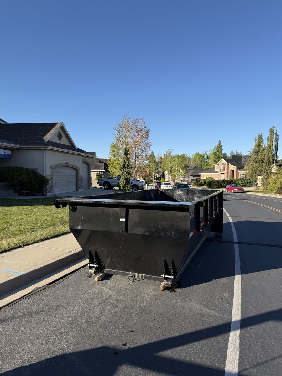 15 yard Dump container