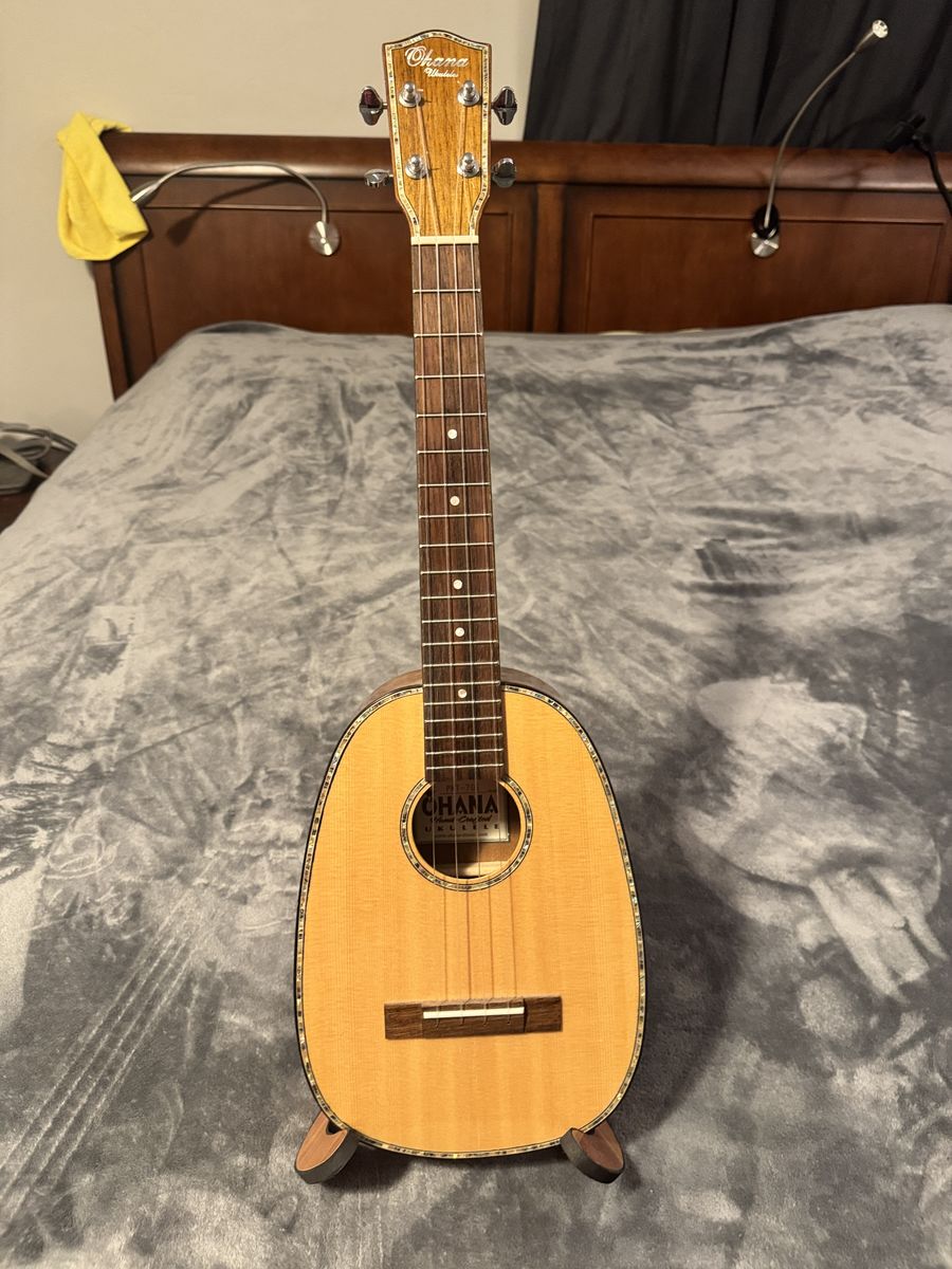 Ohana Pineapple Tenor Ukulele