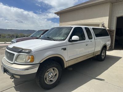 2000 FORD F150 Lariat