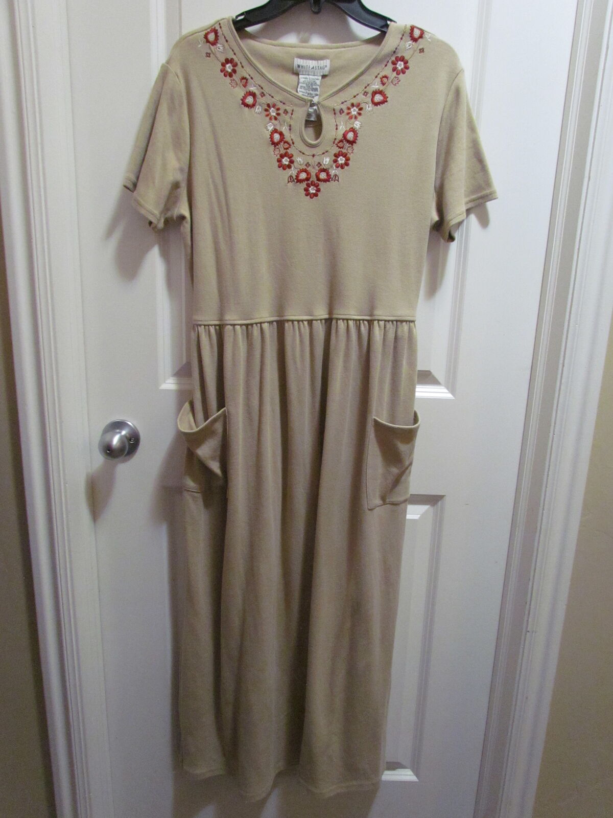 White Stagg Women's Dress Size 12-14 Tan/Brown with Red Flowers