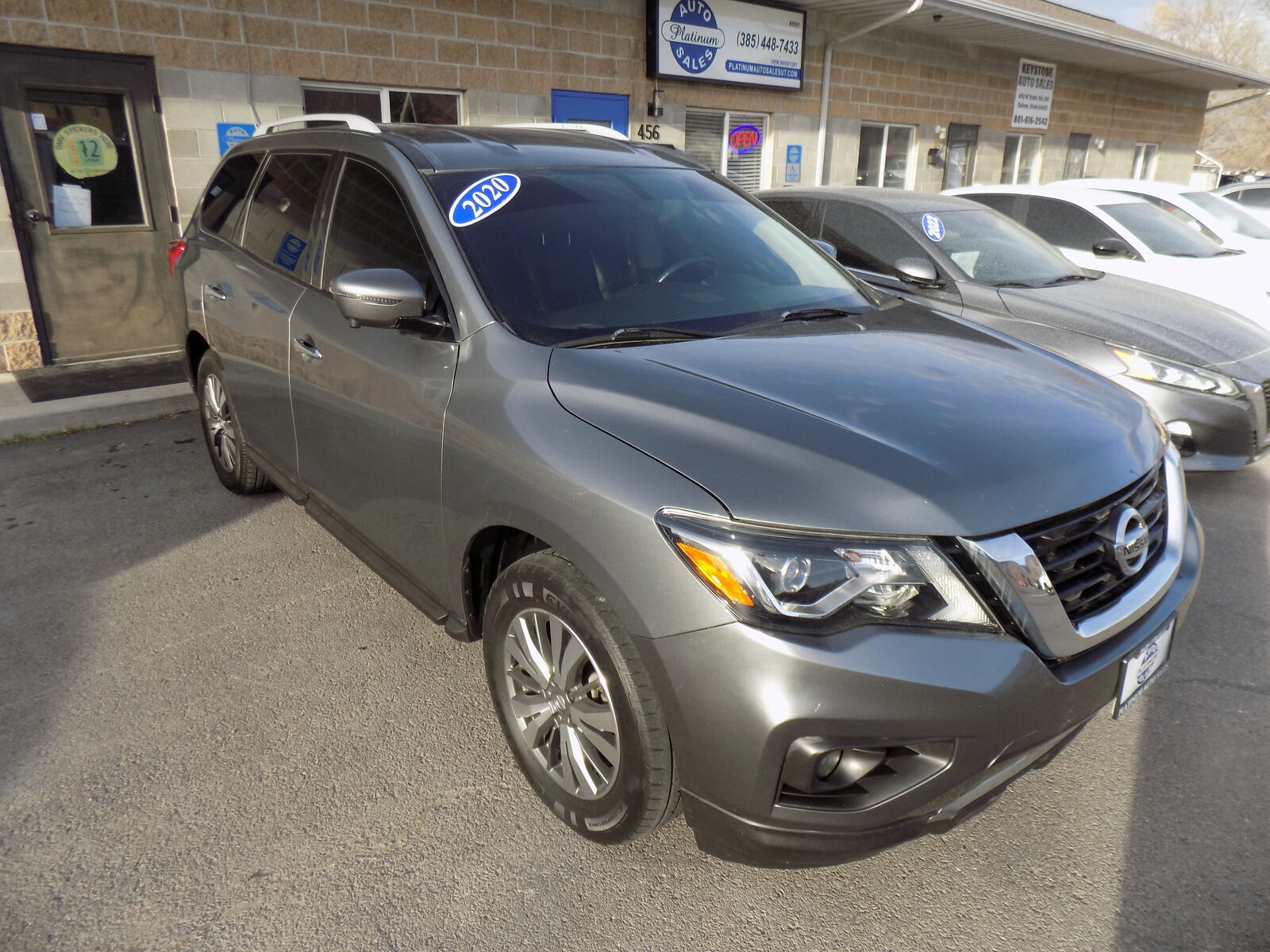 2020 NISSAN PATHFINDER SL