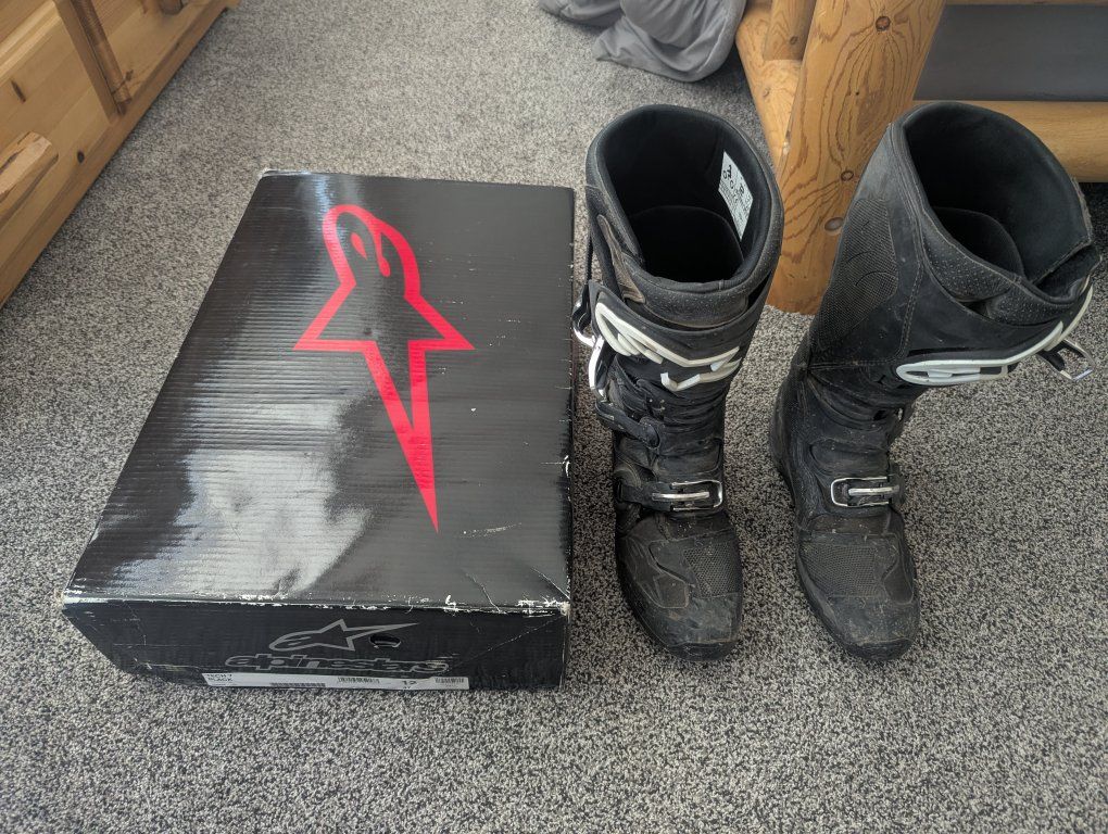 Alpinestars Tech 7 Motocross / Dirt Bike Boots - Black size 12
