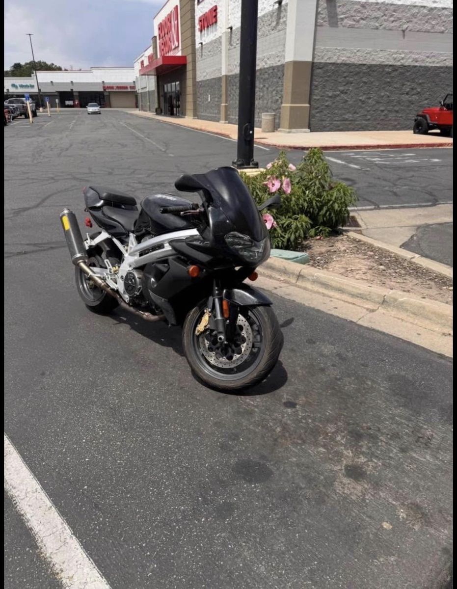 Aprilia Falco 1000cc