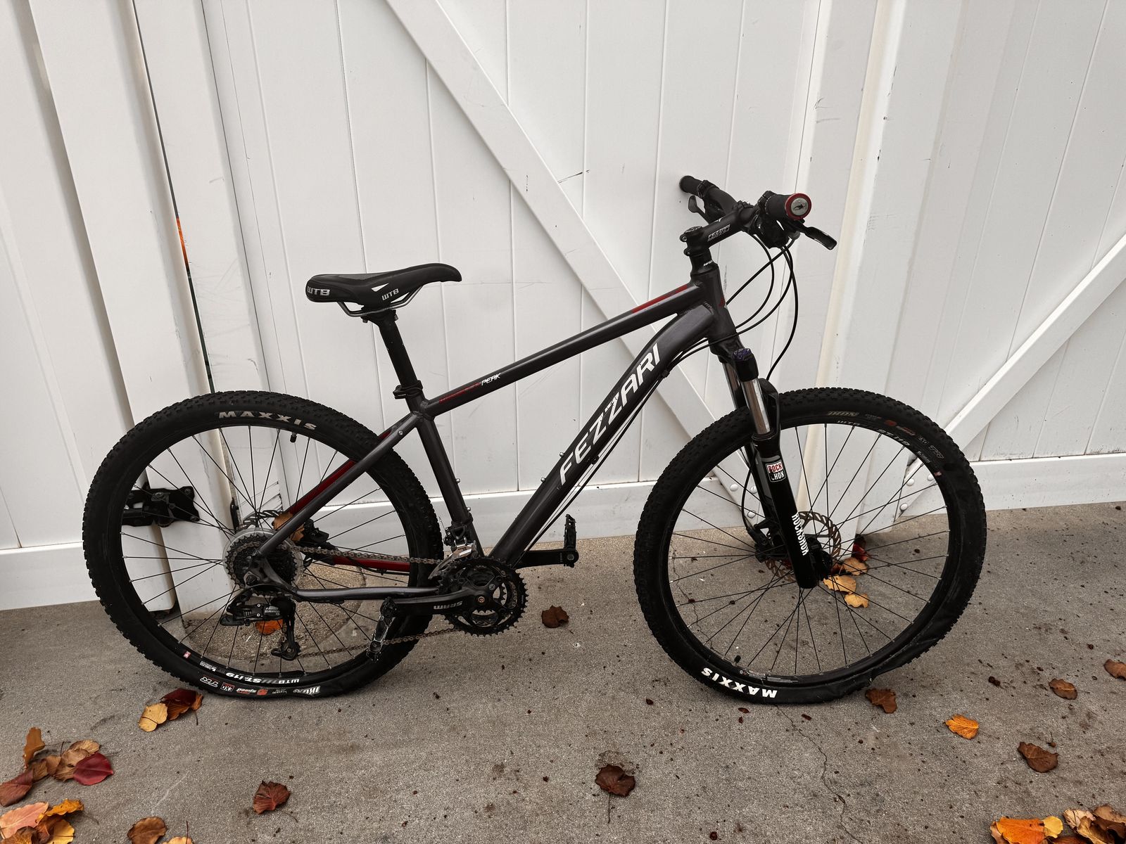 $450 OBO-Fezzari Wasatch Peak 29er Mountain Bike- Medium (17")