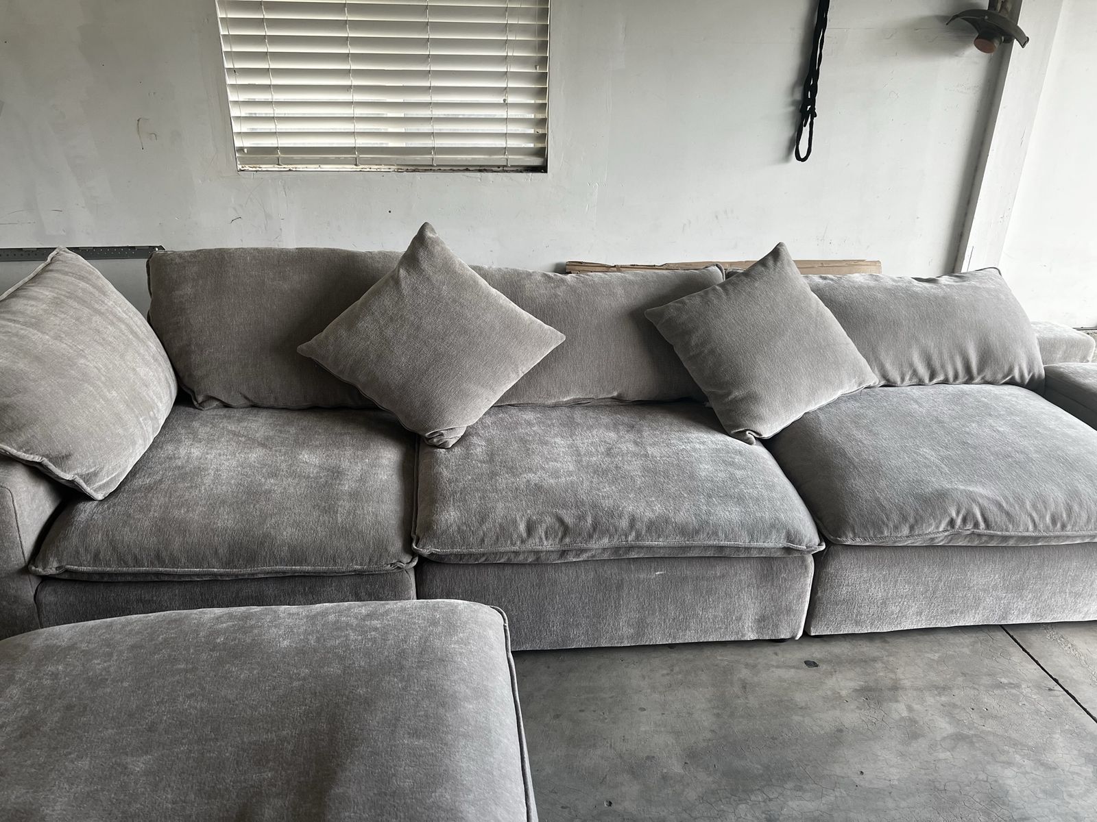 Main image 5