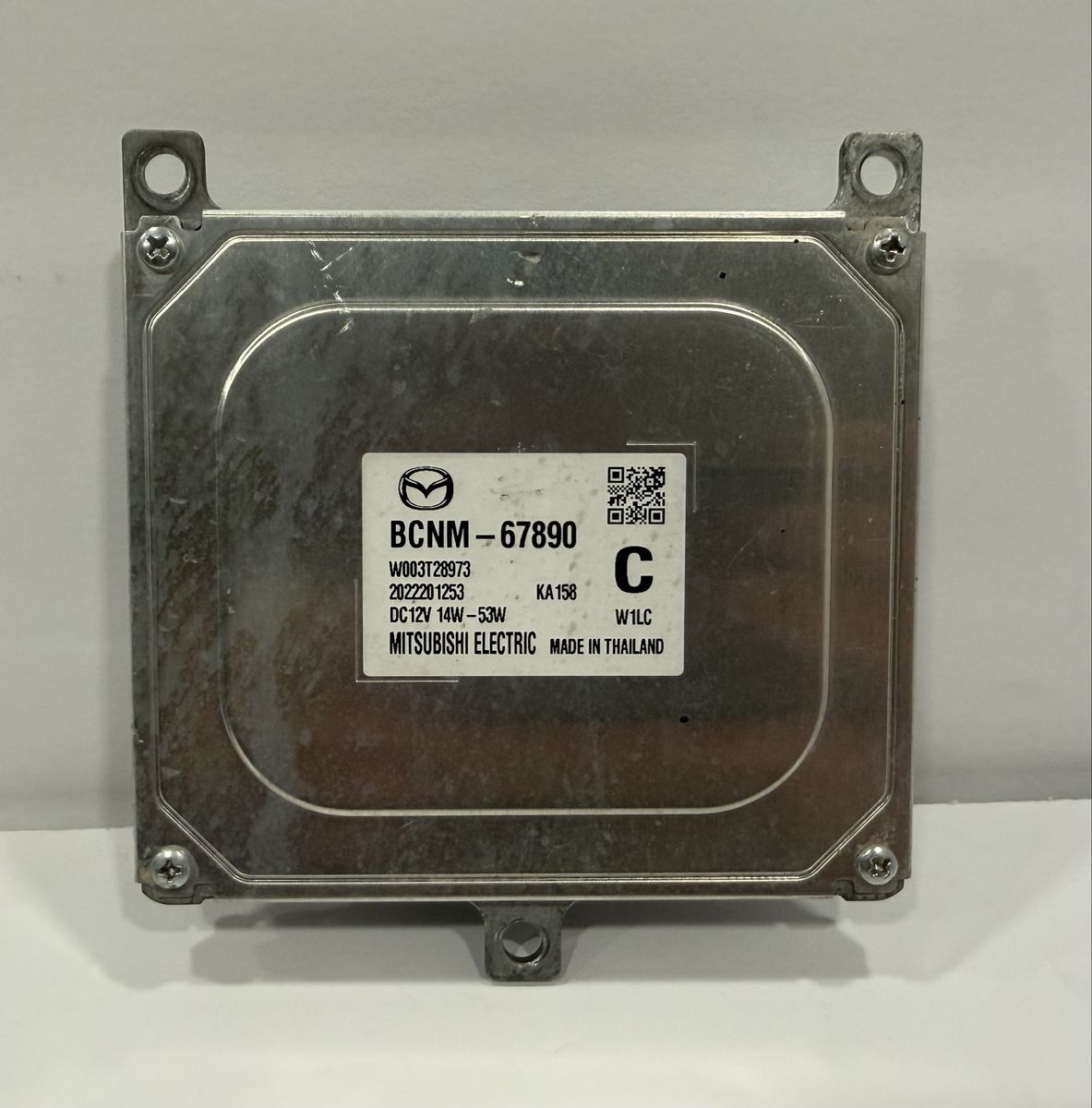 2019-2022 Mazda 3 headlight control           module/ballast