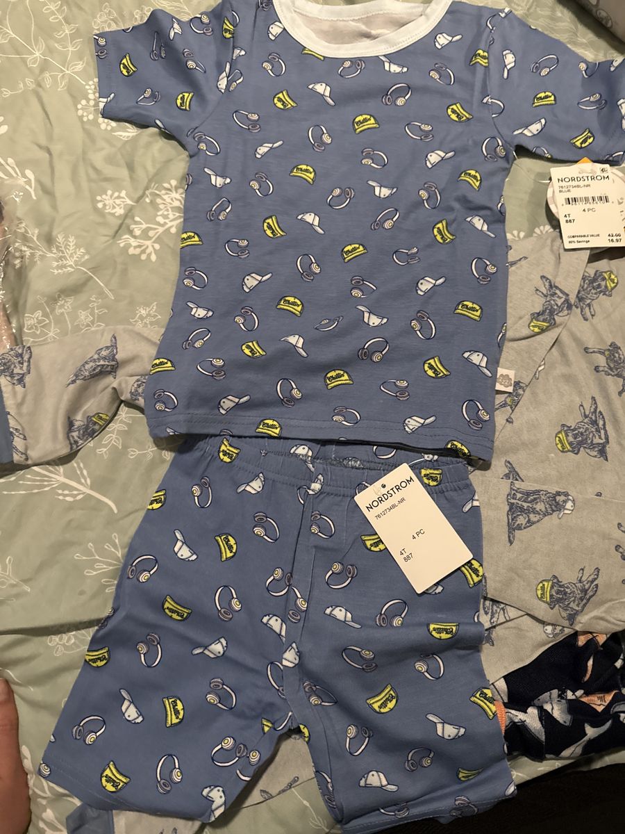 Pajamas 4T