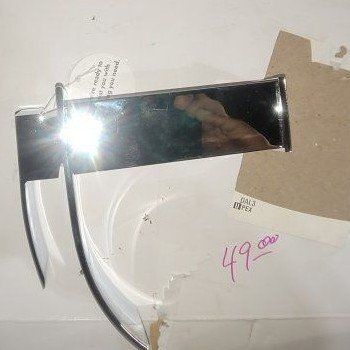 Chrome   sink faucet with all accessories New in Box