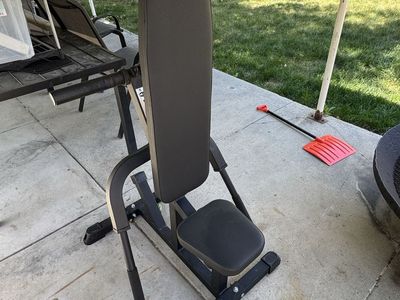 Titan tricep machine