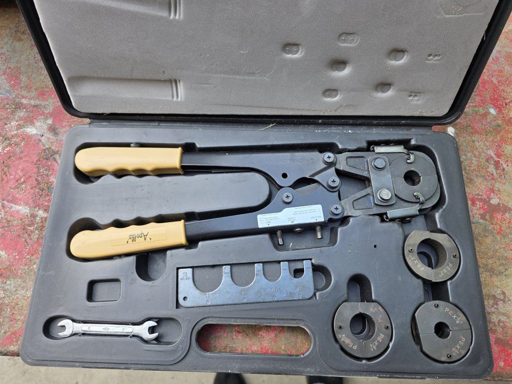 pex crimper tool