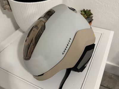 Oakley MOD5 MIPS Ski/Snowboard Helmet — Large