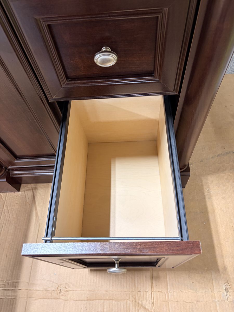 Main image 6