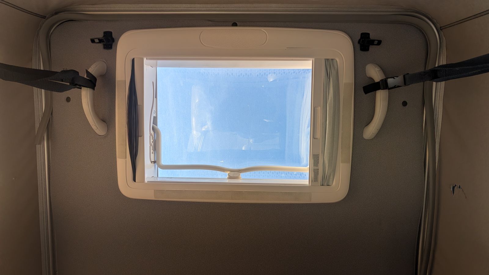 Main image 12