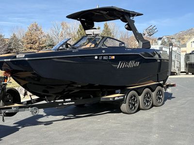 2022 Malibu M220 — Only 59 Hours