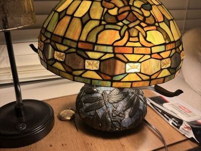 Vintage Tiffany Style Stained Glass Dragonfly Accent Lamp with Metal Base