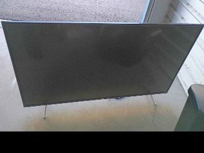 TCL Roku 43" TV