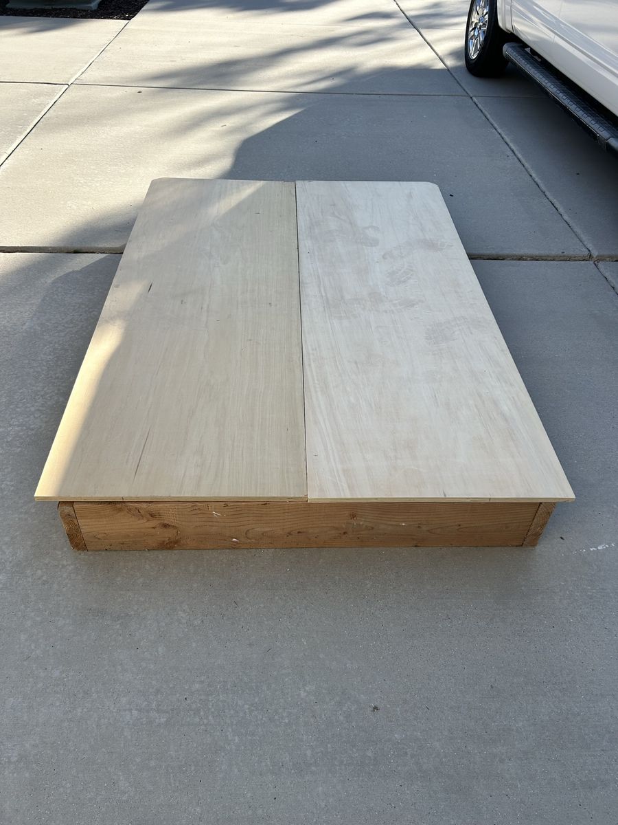 8 inch High Platform Bed Full/Double also holds up to King