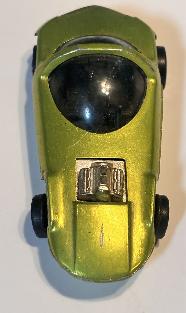 Main image 3