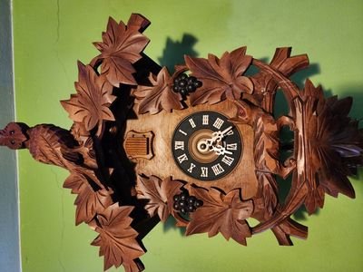 Rare owl German Cuckoo clock ️