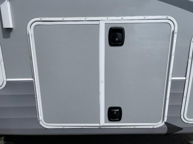 Main image 12