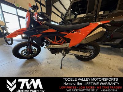2026 KTM 690 SMC R W/ LIFETIME WARRANTY