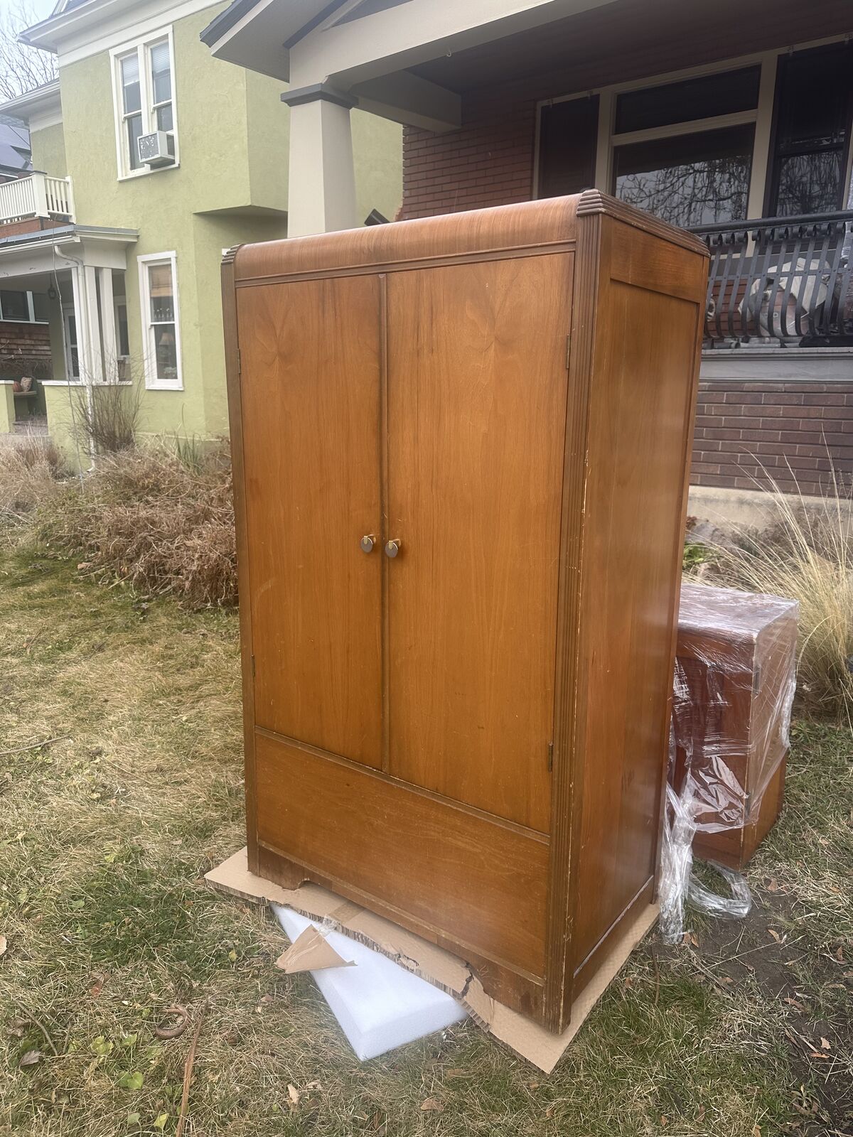 Art Deco Wardrobe, free