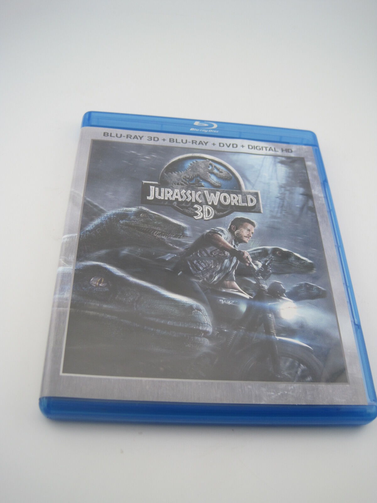 Jurassic World (Blu-ray & DVD) (widescreen) (Universal Pictures) (PG-13) (2014)