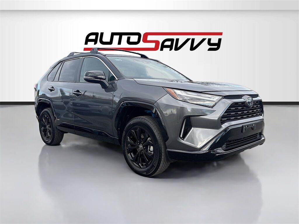 2025 Toyota RAV4 XSE