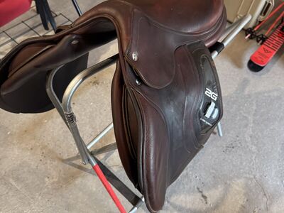 CWD 2G Full Calf Close Contact Jump Saddle 17” Seat Medium Tree Half Deep Seat