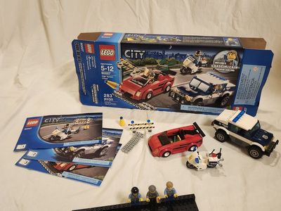 LEGO City 60007 High Speed Chase – Nearly Complete w/ Box & Instructions